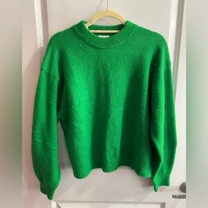 H&M green crewneck sweater, size small.
Very soft, not scratchy.